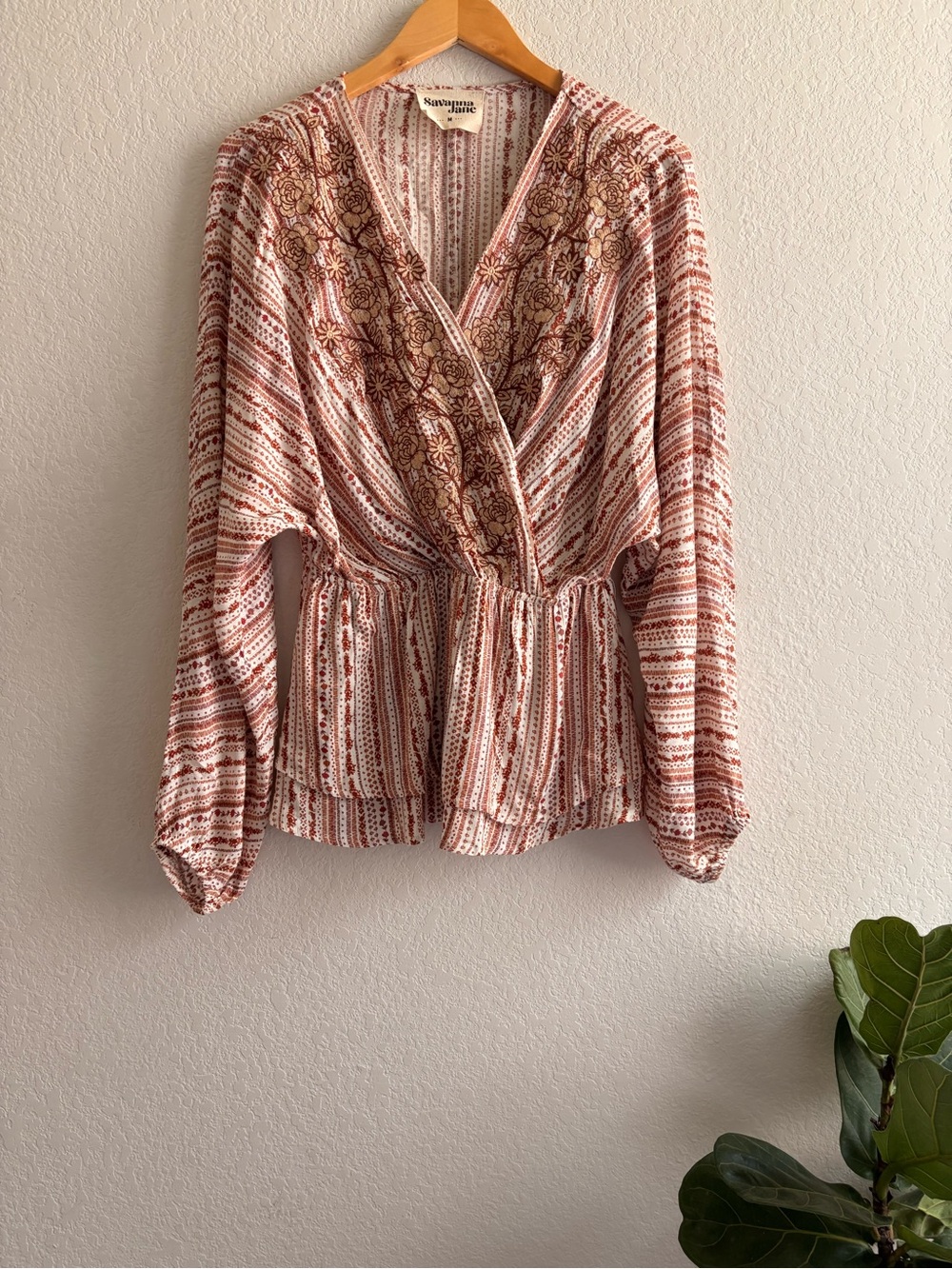 Savanna Jane boho bohemian Embroidered Surplice Blouse Size M